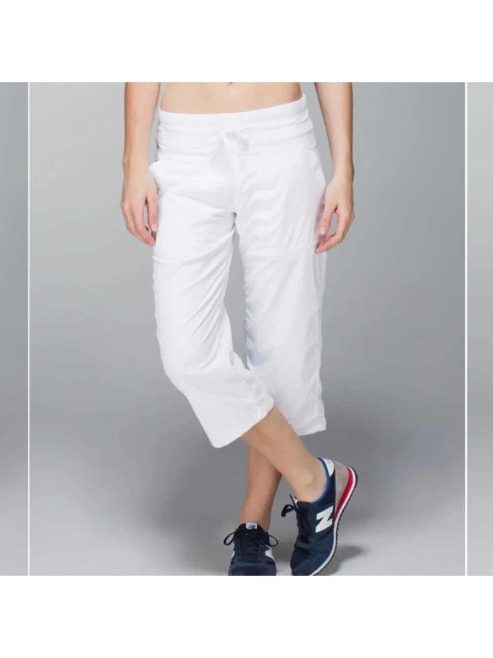 Lululemon Studio Crop *Liner White EEUC